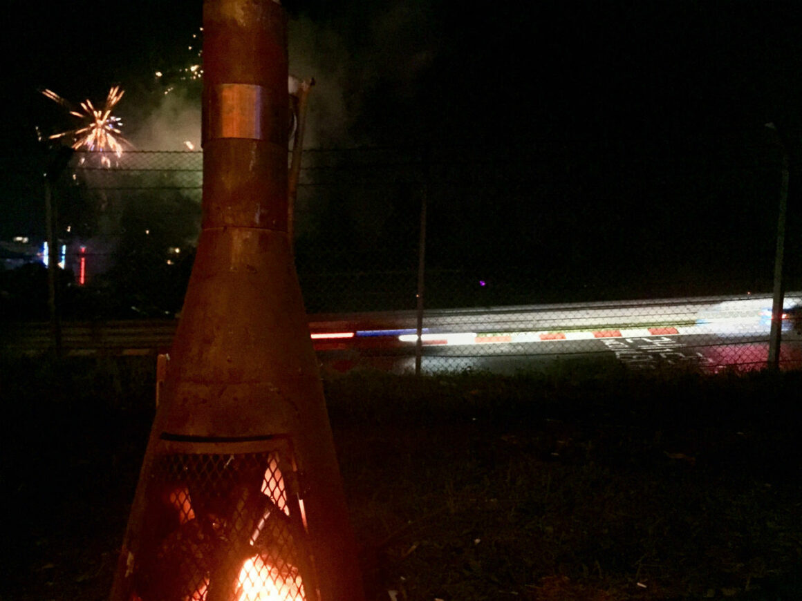 Lagerfeuer, Feuerwerk und Motorsport gab es auch in unserem Lager am Galgenkopf