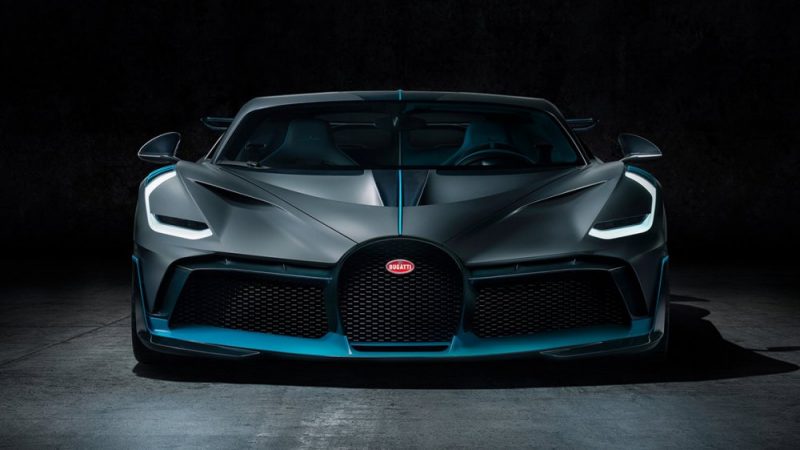 Die Scheinwerfer erinnern an Ferrari FXX-K: Bugatti Divo (Foto: Bugatti)