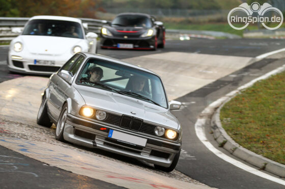 Mit dem E30 auf der Nordschleife (Foto: ringspion.de)