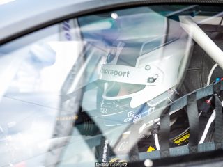 Volle Konzentration im Cockpit - VLN2 2017 (Foto: mariushecker.de)