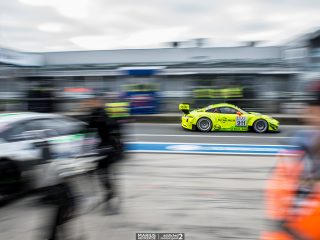 Der Manthey-Porsche 991 GT3 R mit Richard Lietz und Fred Makowiecki hinterm Steuer siegte schon zum zweiten Mal in Folge - VLN2 2017 (Foto: mariushecker.de)