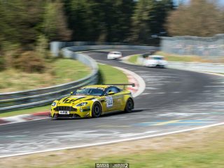 Aston Martin Vantage GT4 - VLN2 2017 (Foto: mariushecker.de)