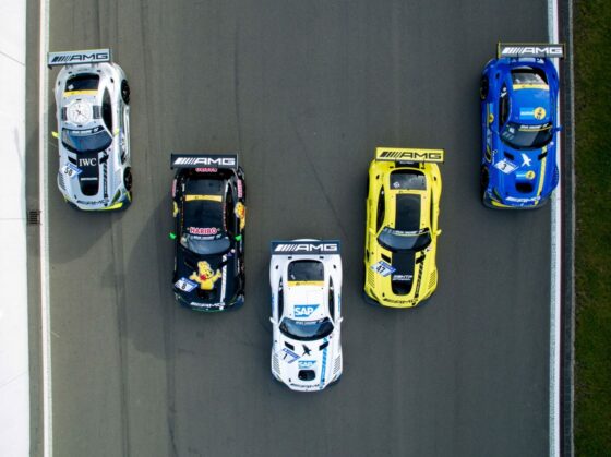 7 Mercedes AMG GT3 für das 24h-Rennen 2017 (Foto: Mercedes)