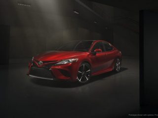 2018 Toyota Camry XSE (Foto: Hersteller)