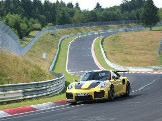 Der Porsche 991 GT2 RS beim Rekordversuch auf der Nordschleife (Foto: PS Ringfotos)