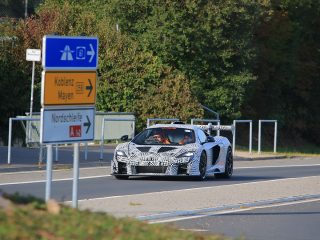 McLaren Erlkönig an der Nürburgring Nordschleife (Foto: PSringfotos)