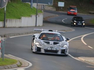 McLaren Erlkönig an der Nürburgring Nordschleife (Foto: PSringfotos)