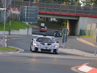 McLaren Erlkönig an der Nürburgring Nordschleife (Foto: PSringfotos)