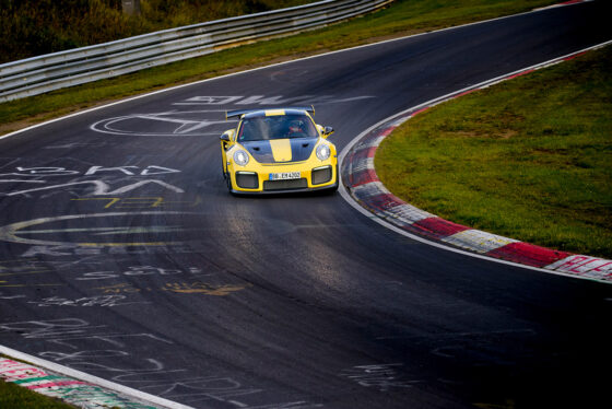 Porsche 991 GT2 RS bei der Rekordfahrt auf der Nordschleife (Foto: Porsche)
