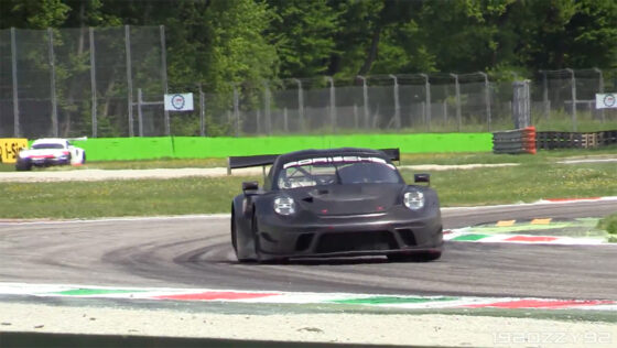 2019 Porsche 991.2 GT3 R (Youtube/19BOZZY92)