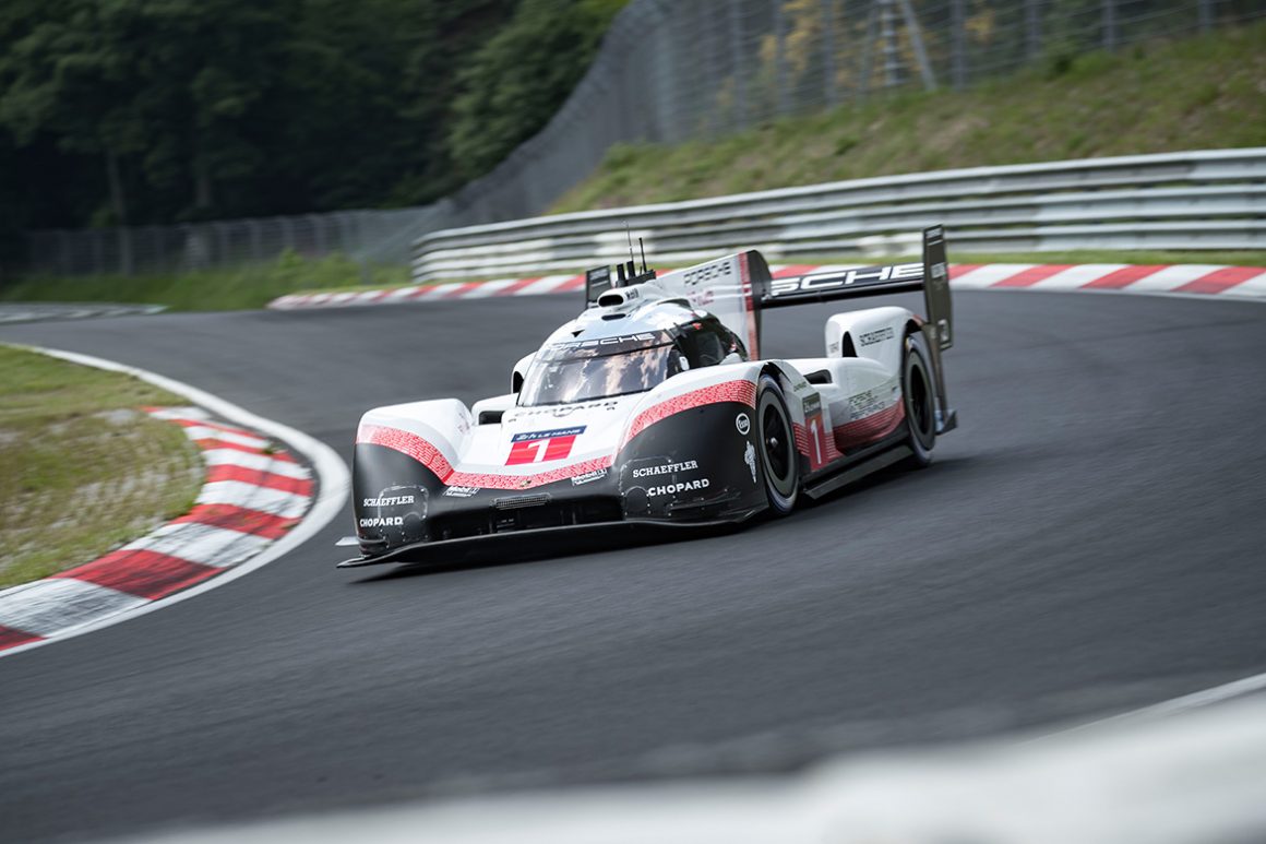 Neuer Rundenrekord auf der Nordschleife: Timo Bernhard - Porsche 919 Hybrid (Foto: Porsche)