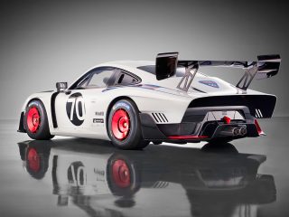 Stromlinienförmiges Heck: Porsche 935 auf Basis des 991.2 GT2 RS (Foto: Porsche)