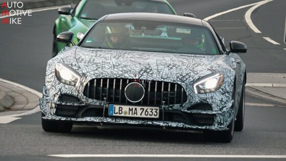 Mercedes AMG GT R Black Series (Youtube/Automotive Mike)