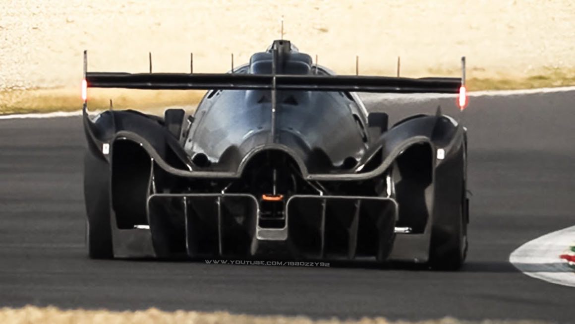 Scuderia Cameron Glickenhaus SCG 007 Hypercar (YouTube/19BOZZY92)