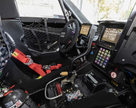 Das Cockpit des Audi RS Q e-tron (Foto: Audi)