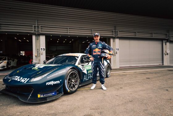 Sébastien Loeb - AlphaTauri Ferrari 458 GT3 - DTM 2022 (Foto: Red Bull Content Pool)