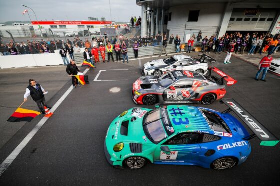 Nürburgring Langstrecken-Serie 2022, 12 Stunden Nürburgring (2022-09-11): #3 - Joel Eriksson, Jaxon Evans, Sven Müller, Alessio Picariello (Falken Motorsports) - Porsche 911 GT3 R (SP9 Pro). Foto: Jan Brucke/VLN